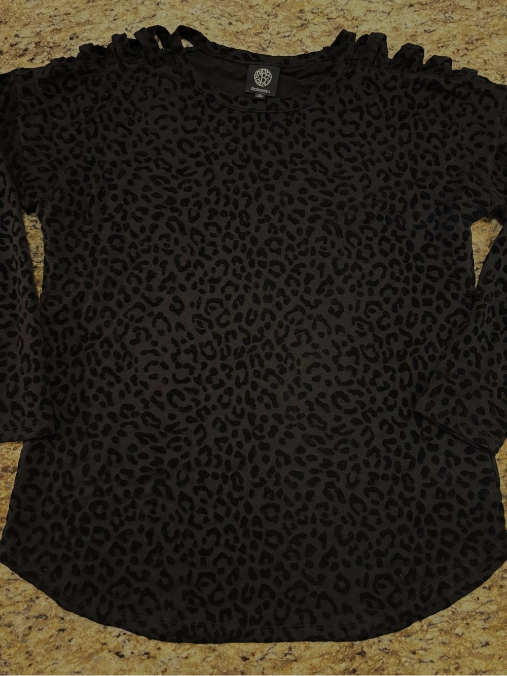 Bobeau Black Animal Print Slashed Cutout Shoulders Long-Sleeve Top, Small